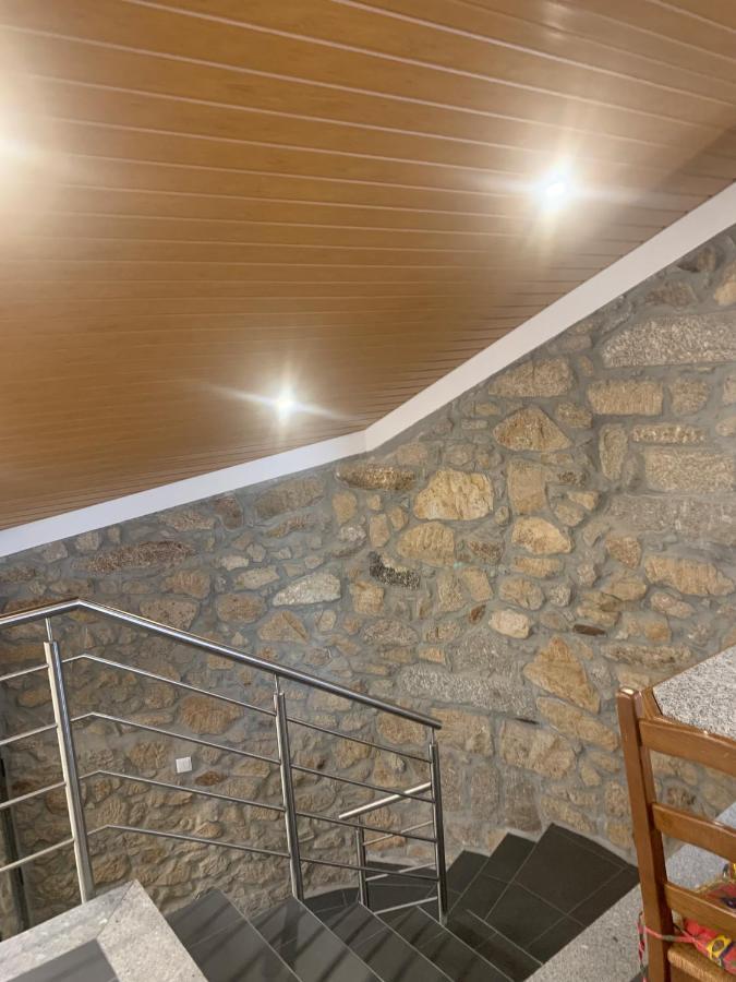 Villa Casa Cima De Vila à Pereira  Extérieur photo