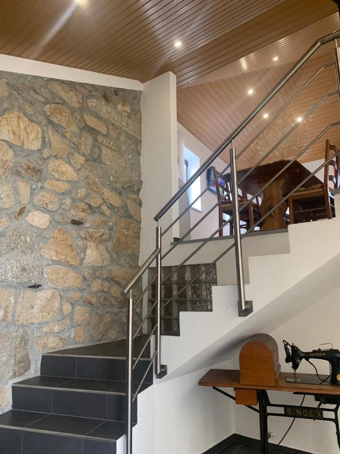 Villa Casa Cima De Vila à Pereira  Extérieur photo