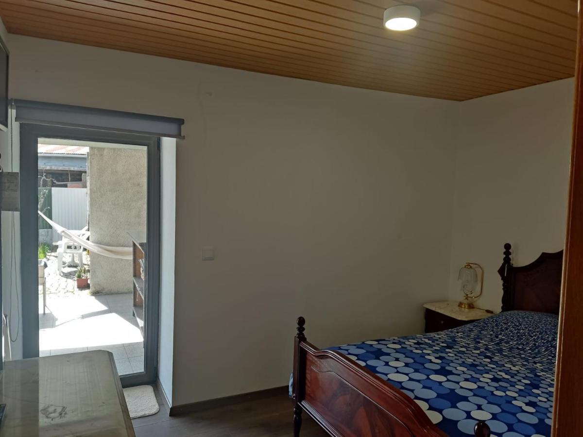 Villa Casa Cima De Vila à Pereira  Extérieur photo